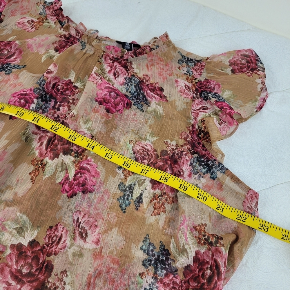Torrid tan pink moody floral sheer blouse ruffle cap sleeves fairy girly M/L - Picture 7 of 11